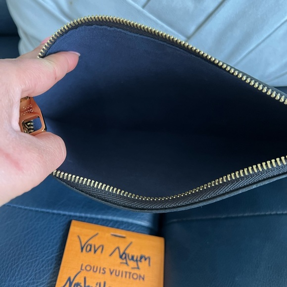 Louis Vuitton Neverfull MM Empreinte pouch - Picture 11 of 16